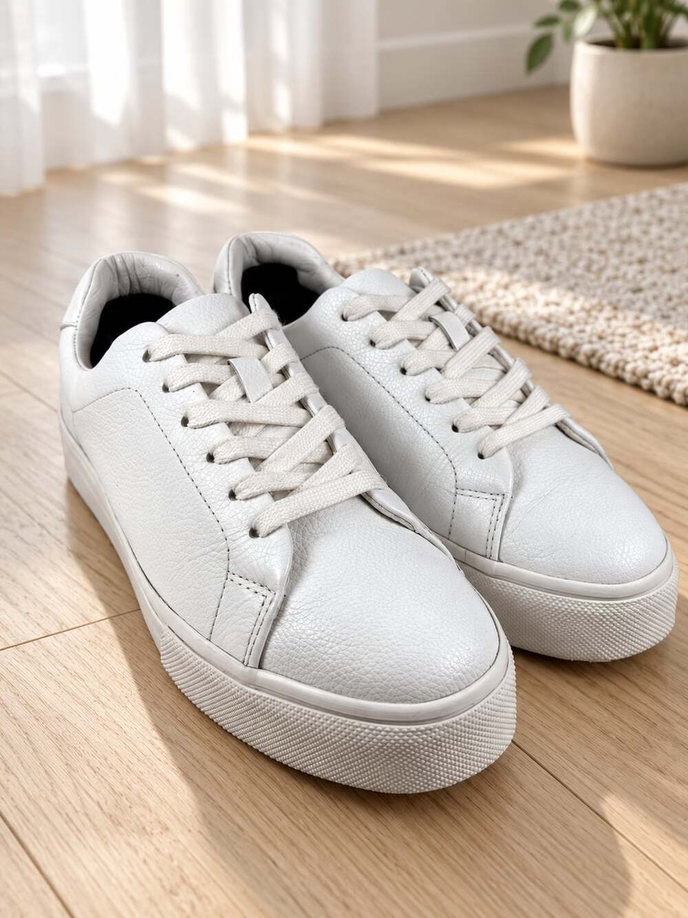 Boden White Leather Lace Up Low Top Sneakers Casual Shoes EU 37